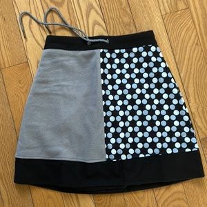 Wool short skirt